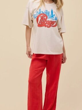 Daydreamer Chicago Tee